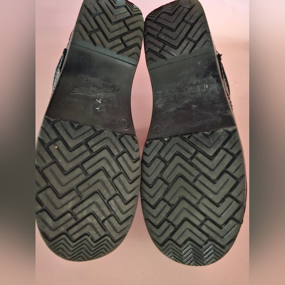 🔴Dansko Comfort Clogs (Black, 38) - Picture 9 of 10